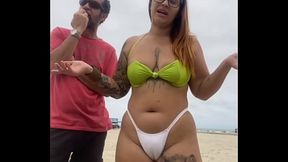 O VENDEDOR DE QUEIJO N&Atilde_O PARAVA DE OLHA PRA MINHA BUCETA NA PRAIA