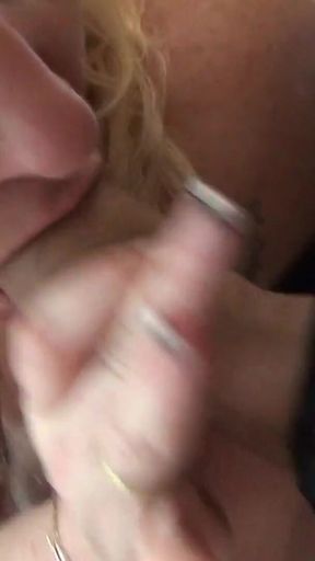 Jewel and Renegade Show What They Normally Do in Their Bedroom