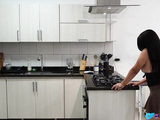 comparto cama con el novio de mi mejor amiga mientras ella está de vacaciones