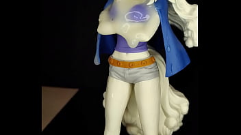 Wanda (One Piece) figure slow-motion