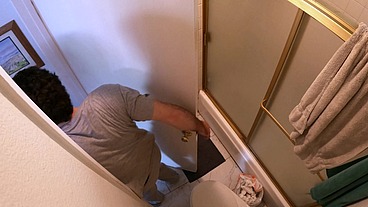 Stepmom and stepson have a secret rendez-vous in the bathroom during a family dinner