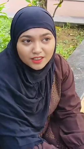 Poor Muslim Hijab Girl Got Fucked by Porn Video Producer for Money
