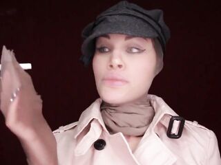 Diva del Tubo drives u avid with her festival of nylon