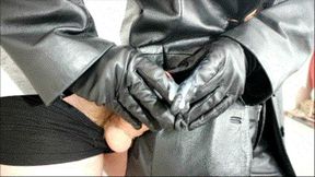 HJ Mistress in leather, when no wife at home AVI