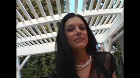 India Summer: MILF, Iconic, Banged up