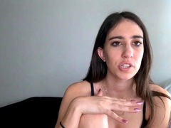 Brunette Solo Webcam Masturbation