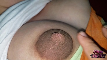 Experiencia tocando las tetas de mi HERMANASTRA embarazada