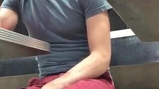Teenager wets himself in restraunt