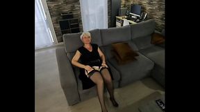 J ai envie que tu vienne me bouffer la chatte