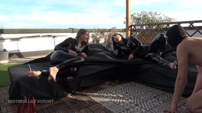 MISTRESS LILY DUPONT : ASSHOLE WORSHIP DURING FEET MASSAGE