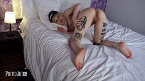 i just got swatted by bbc slideshow starring electra