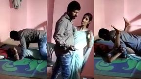 Bhabhi abong debor ghore akla theke noshtami korar MMS video clip