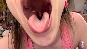 Ziva Fey Giantess Vore Cam Show POV