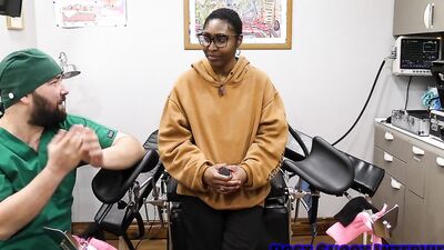Daisy Mynx gets her pussy and tight butt examined by her first ever gyno doc