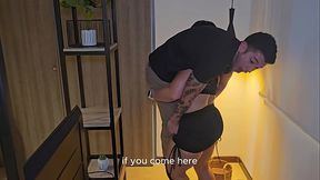 Culona MILF es follada por una gran verga, Musculosa latina cabalga una polla con su humedo co&ntilde_o