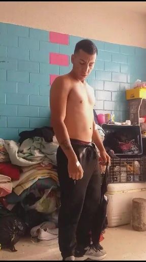 Muscular Latino Check