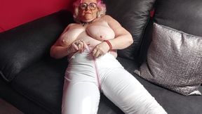 Mature Slut Drenches Pants in Hot Piss Flood
