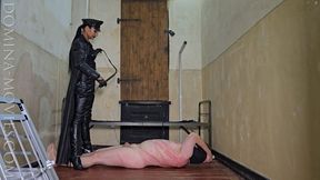 Lazy Prisoner gets a Punishment - ENTIRE