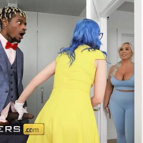 BRAZZERS - Callie Brooks Gets Horny Watching Her Stepdaughter Jewelz Blu Getting Fucked Then Joins For A 3some