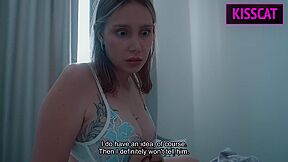 Why Stepmommy Wakes With Stepsons Wang In Hand Post-fight? Will This Babe Gets Face Cum In Share Daybed?