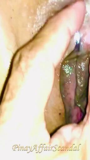 Thick Pinay Awesome Blowjob and Fat Pussy Creampie   Clip 1