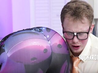 Hot Humanoid Robot Fulfills Incels Each Dream