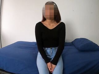 Please put it in me, my little cunt is very soaked!