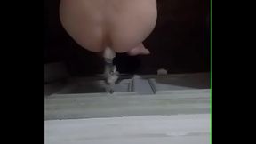 ME COJO SOLO ESPERANDO UN MACHO
