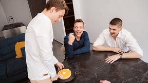 ”Thankful for the Pie”