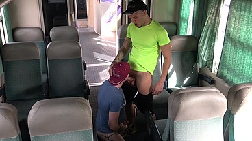 2471 jes royan fuck barebakc by leo REX n the public train