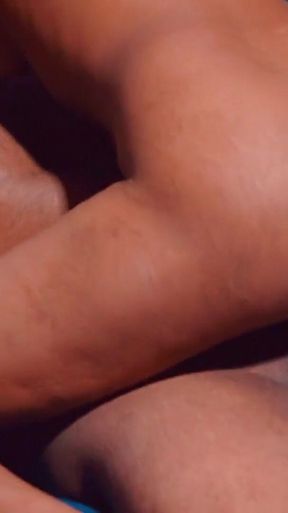 Slim Sexy Bhabhi Caught Fully Nude by His Devar