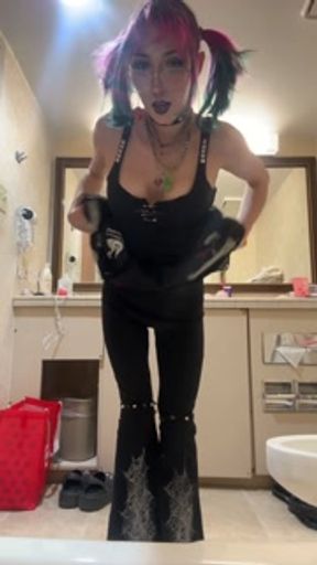[FxckBxnni] Punk/Goth Femboy flashes his pregnant FTM Titties before going to a show.