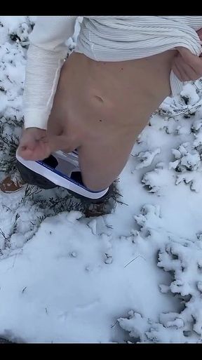 3winter Has Arrived, but a Jerk-off in the Fresh Air Is Always Nice