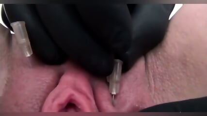 Needles In Pussy