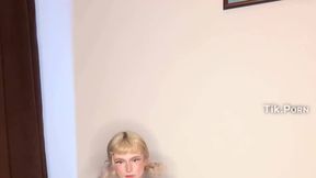 Social Media Creator @ElsaRainbow @Sextoys & #Blonde #Natural Big Tits #Curvy & Thick adult film tube | Tik.Porn