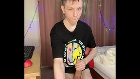 Quick Dorm Jerk Makes 23cm Cock Squirt Everywhere