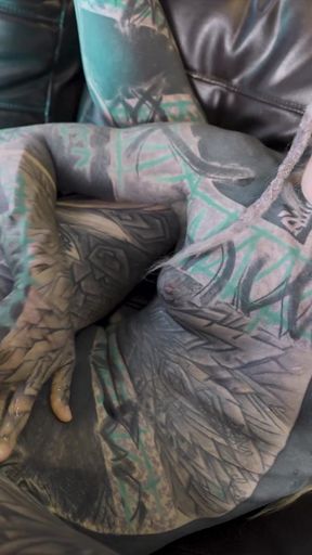 Hotel Suite Stretched by That Huge Dick