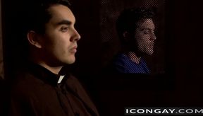 Tommy Defendi stuffs his big cock in Lance Harts tight ass