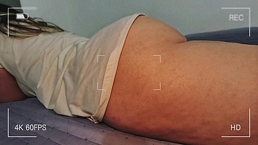 Madrastra Culona colombiana en llamada secreta con su amante