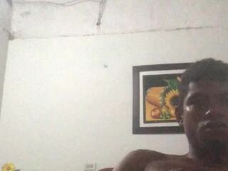 Quede solo en casa y toca hacerse una deliciosa paja ????