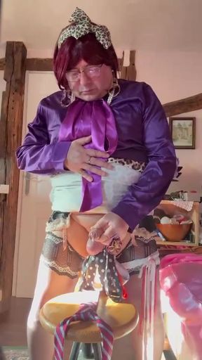 In an outfit with a little leopard skirt to ejaculate on the red tie