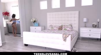 Isabella Nice's Petite Teen (18+) Anal Delight
