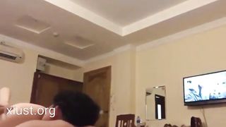 Bawa aku ke atas kenapa kamu begitu jauh