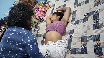 Sister-in-law Ki Tight Saree Aur Naughty Devar Ki Nazar!