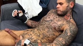 Top tattoed lad, wants you to take his cum