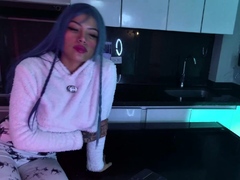 Amateur Webcam Teen Masturbating