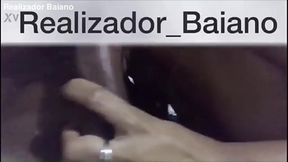 Realizador Baiano, hotwife humilhando o corno que liberou a esposa pra sair com o comedor por liga&ccedil_&atilde_o! Menage masculino e o corno querendo saber se a esposa estava sendo bem cuidada cuckold amador novinha de salvador