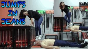LADY SCARLET - JUMPS IN JEANS mobile