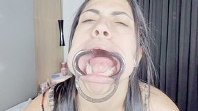 SWALLOWING THE FARTS ONE BY ONE OF THE 3 CRUEL GAS GODDESSES - BY BABE, RAQUEL FISHER AND VERONICA LINS - CLIP FULL