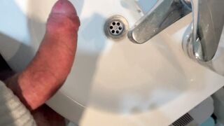 I like to jack sat in my wc